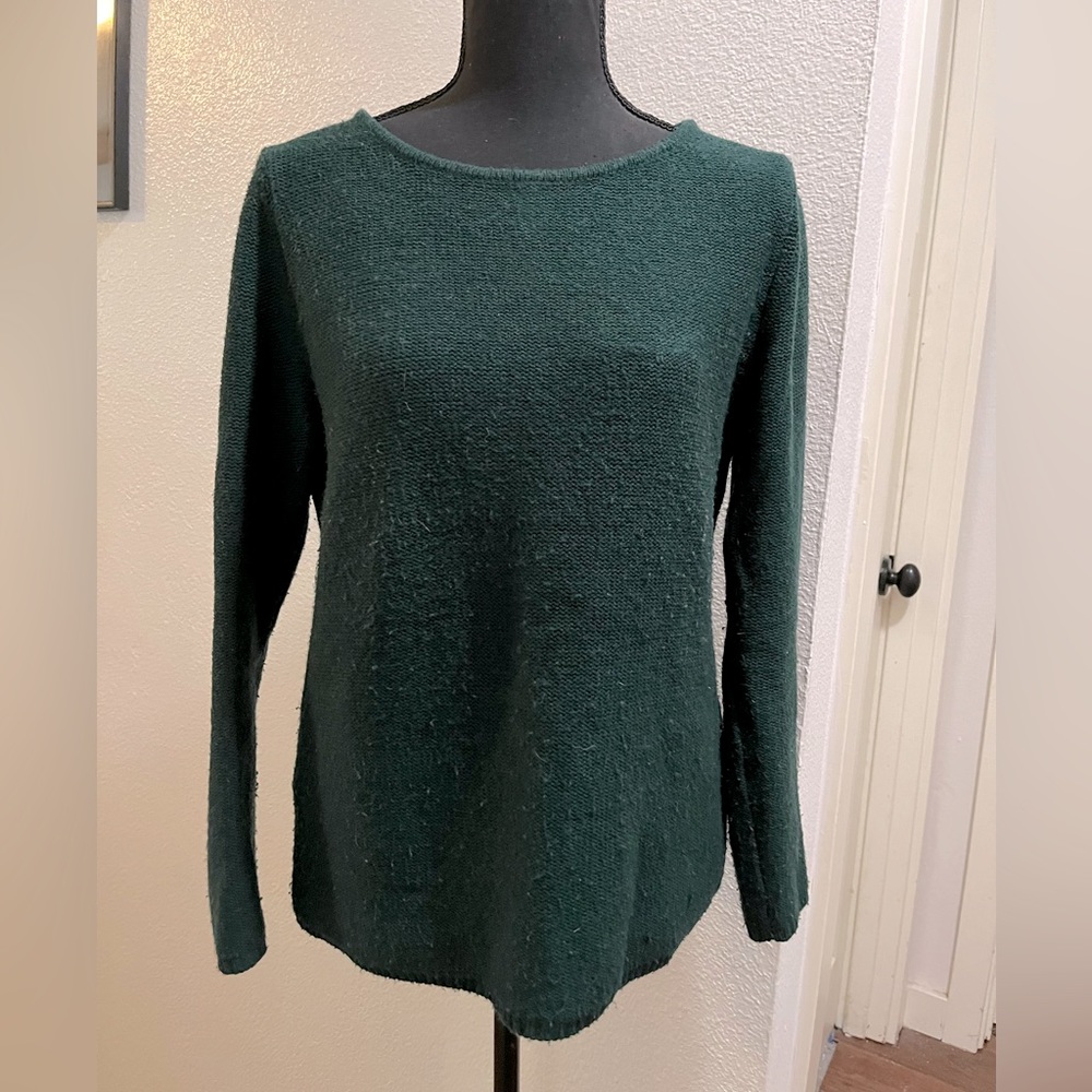 Forest green, tight woven sweater. Size S. Market & Spruce.